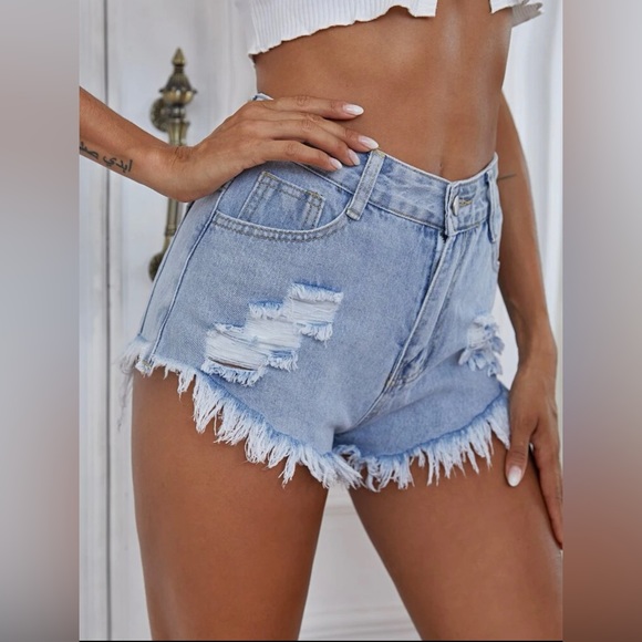 5/25$ ✨ HighRise Short — Nwot - Picture 2 of 6